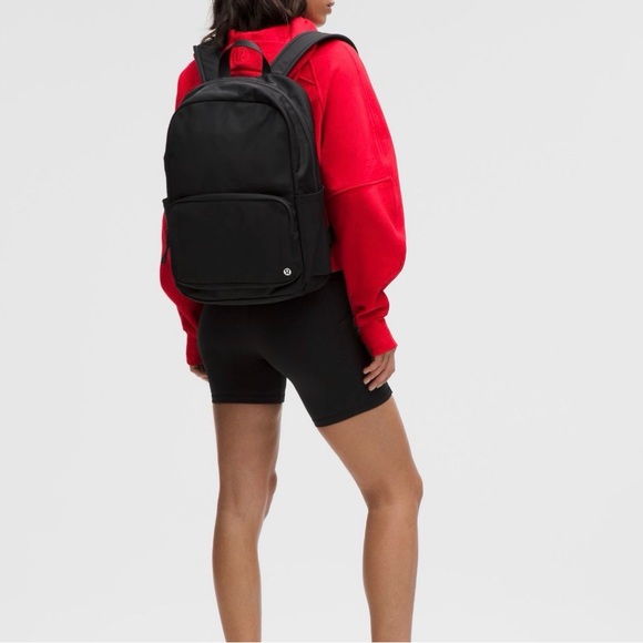 Lululemon Everywhere Backpack 22L Black NWT - Picture 6 of 6